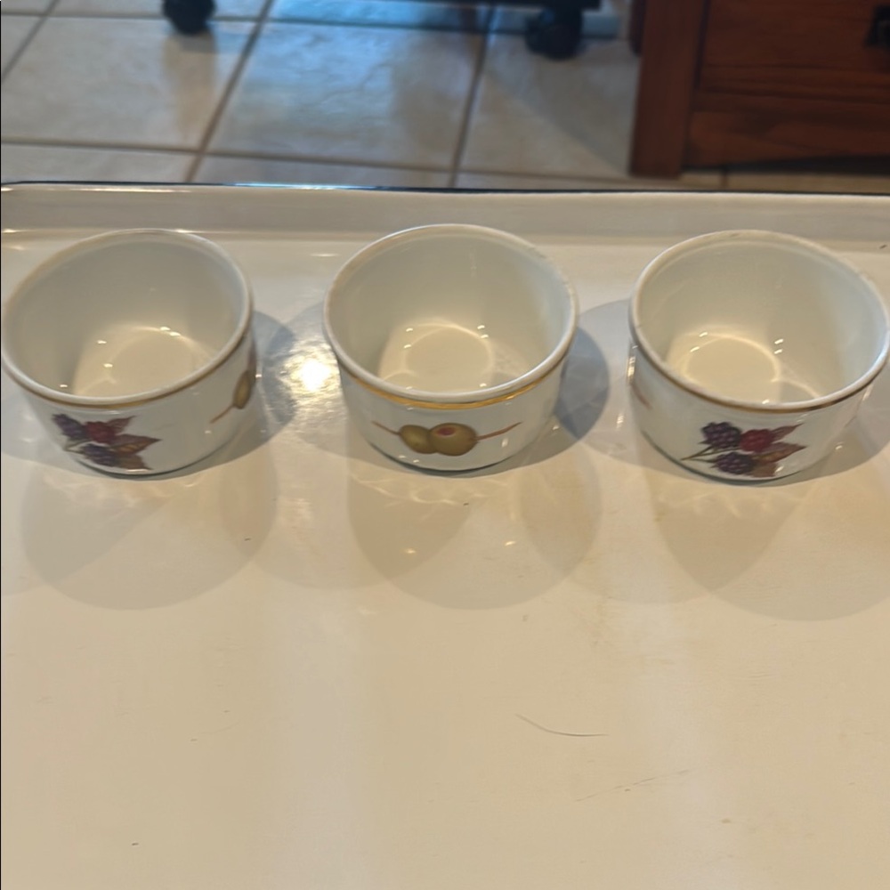 Royal Worcester “Evesham” Gold Ramekins Bowls 3.25”x1.75”